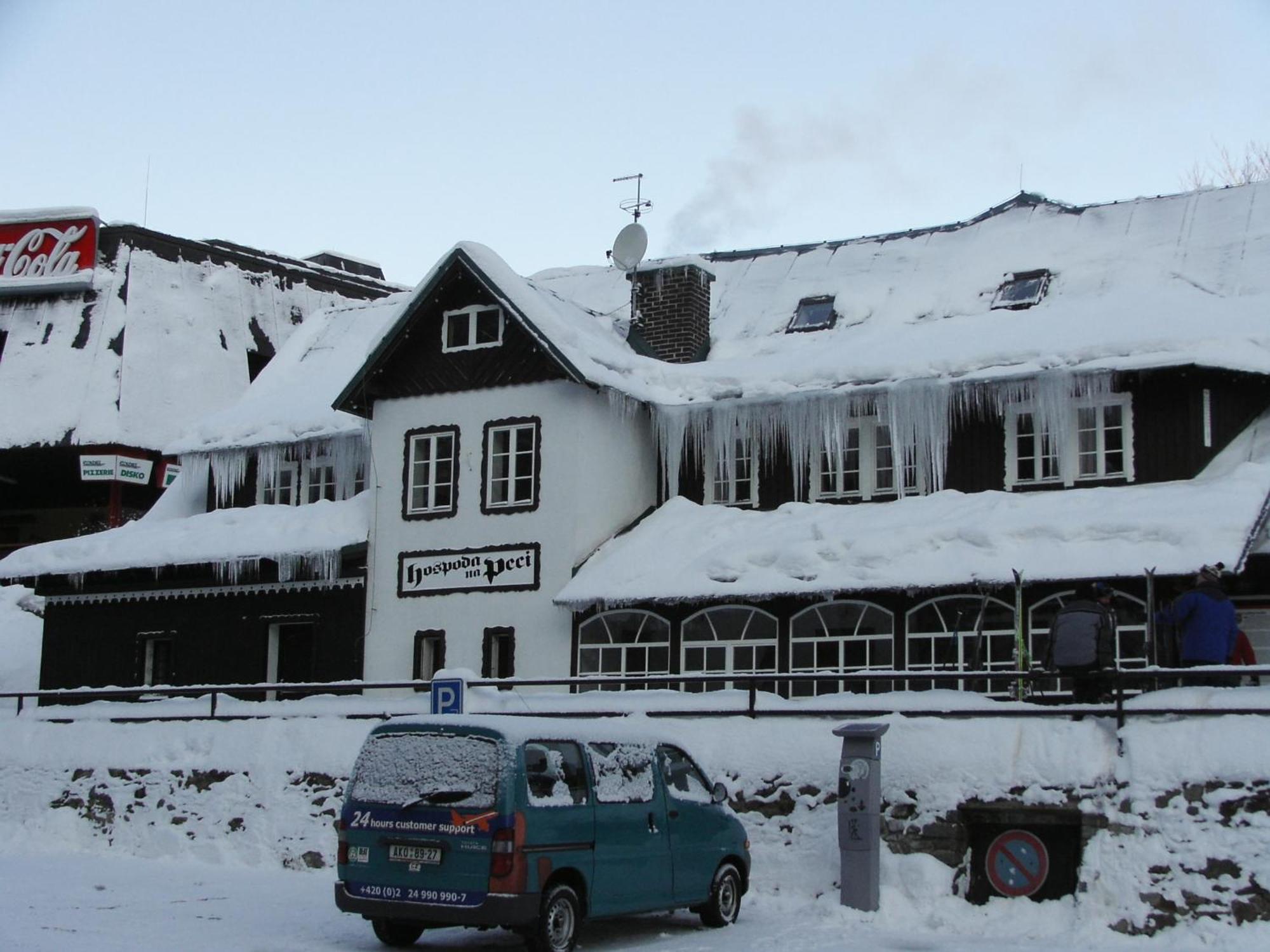 Hospoda Na Peci Pec pod Snezkou Exterior photo